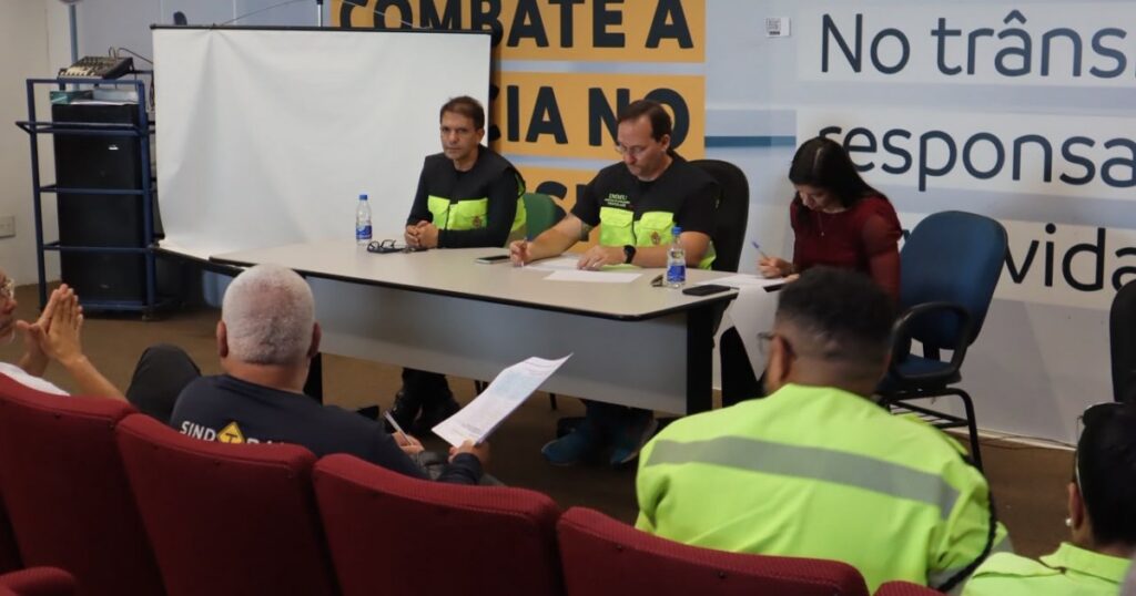 Manaus terá transporte gratuito e serviço adaptado no domingo de votação