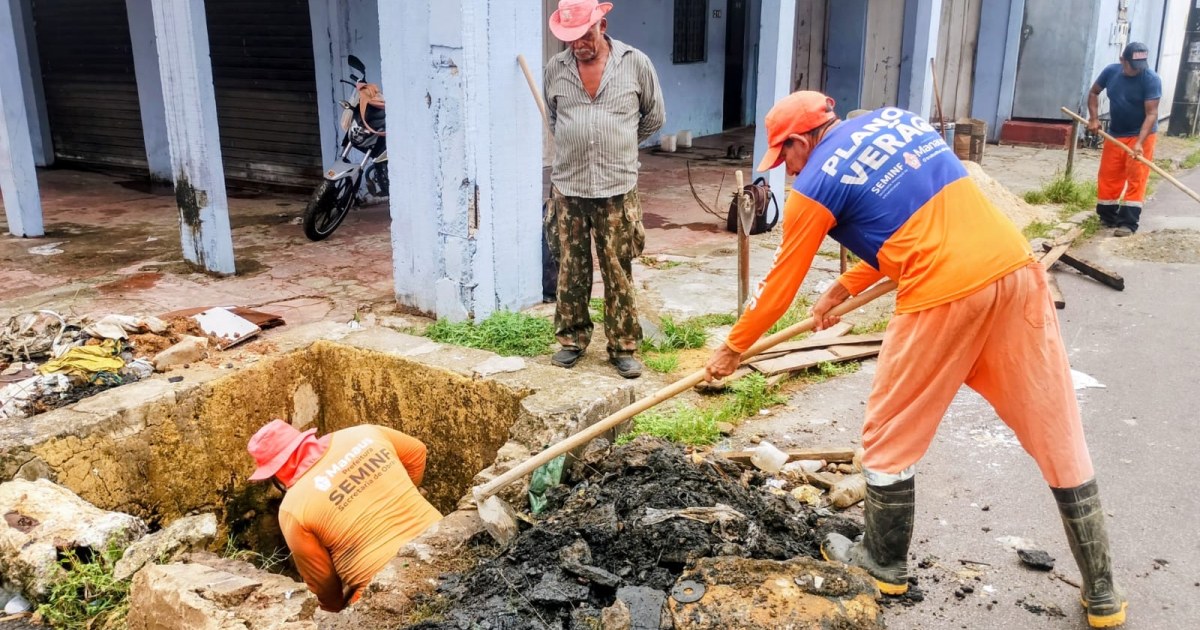 Tampa de caixa coletora é refeita após limpeza de estrutura no Alvorada 2