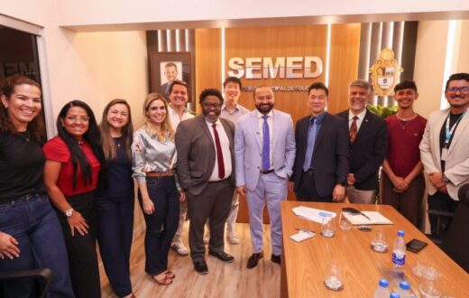 Encontros de até duas horas integram formação em coreano para alunos de Manaus