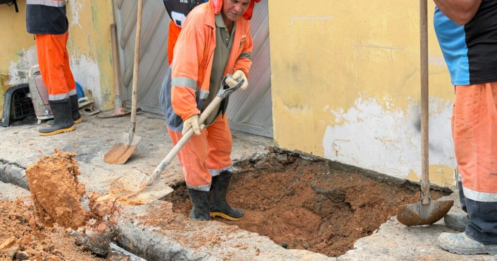 Solicitação de moradores orienta recuperação de drenagem na rua São Luiz, em Manaus