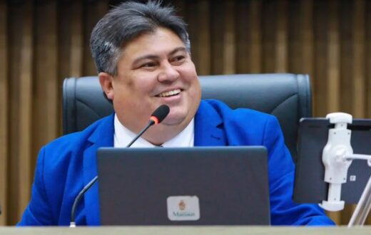 Comissão da Câmara de Manaus revisa cálculos da URV para servidores e parte dos aposentados