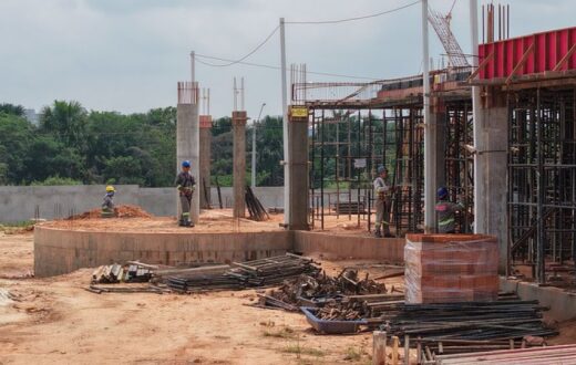 Estrutura externa integra nova fase da Fundação Municipal TEA em Manaus