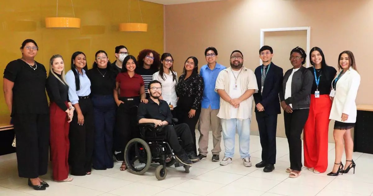 Visitas da CMM combinam formação em Jornalismo e apresentação do Legislativo