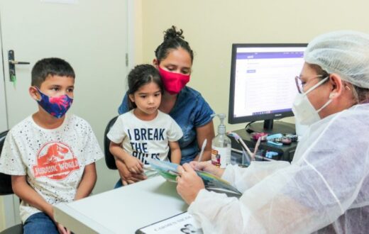 Uma consulta na rede básica cumpre acompanhamento exigido pelo Bolsa Família em Manaus